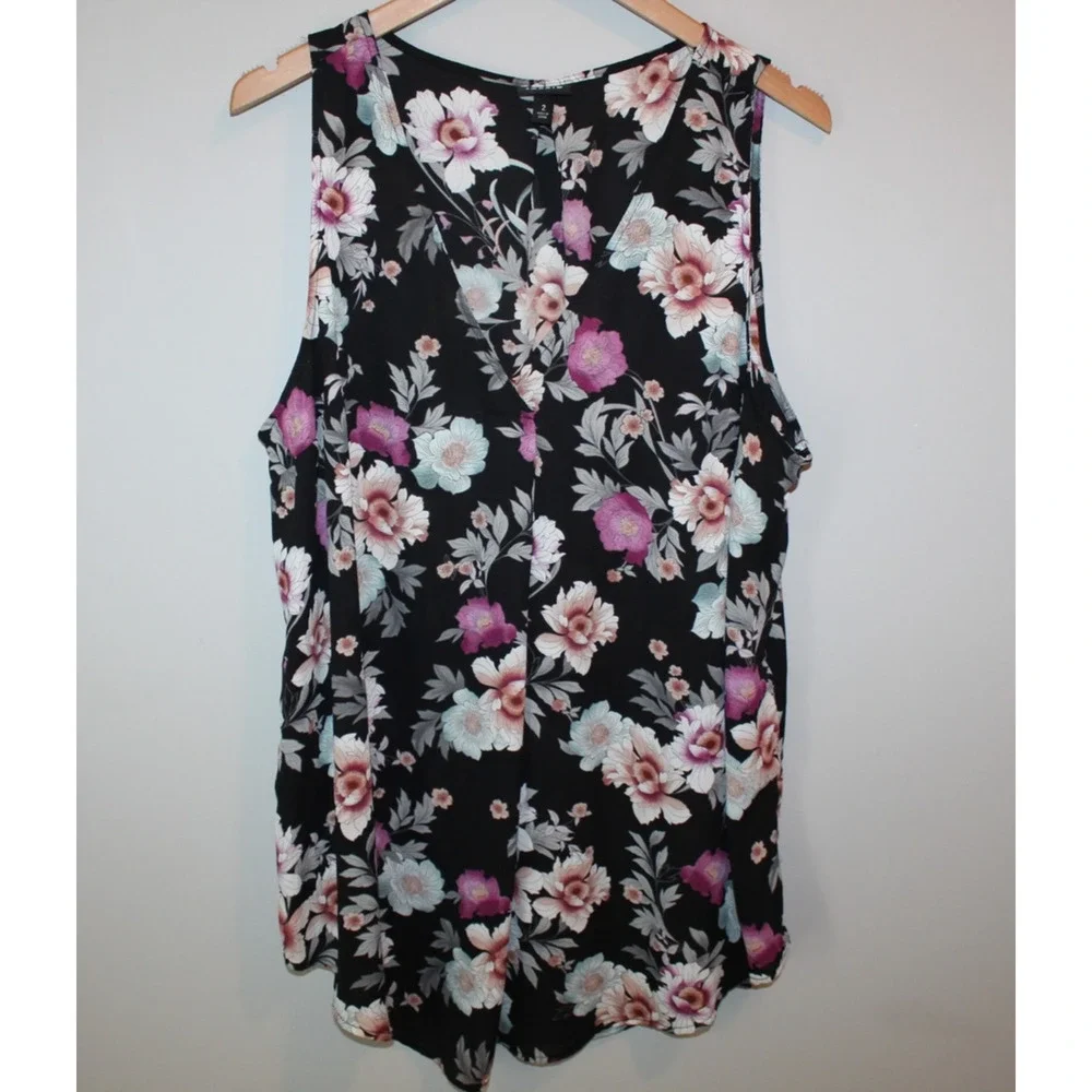 Torrid Georgette Single Pleat Front Chiffon Sleeveless Blouse Floral Plus Sz 2X - Picture 2 of 8